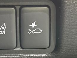 【三菱e-Assist】走行中に前方の車両等を認識し、衝突しそうな時は警報とブレーキで衝突回避と被害軽減をアシスト。より安全にドライブをお楽しみいただけます。