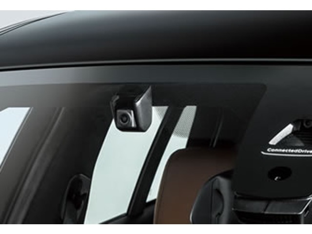 Aプラン画像：BMW純正のドライブレコーダーをご納車前点検と同時に取り付け可能です。エンジン停止後、50分間の駐車監視モード付。※画像は、イメージとなります。予告無く製品形状が変更になる場合がございます。