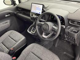 【インパネ全体】全方位で視界が広く、高い目線で運転もしやすいです！