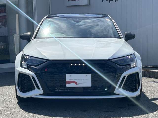 【ブラックstyle】ご遠方のメンテナンス等　なんでもご相談ください。Audi認定中古車販売として、専門知識のあるスタッフが親身になってご対応いたします。お電話にてお気軽にお問合せくださいませ。