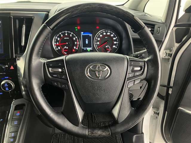 中古車は同じ車両が同じタイミングで揃うことは中々ありません。第一印象が何よりも重要です！気になった時は是非お気に入りにご登録ください。カーセンサー担当　近藤がサポートいたしますサポートいたします！