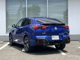 さらに、メンテナンスフリー期間を設定。ご購入から6カ月または7,500kmまでの間にコンディション・ベスト・サービス（CBS）の交換メッセージが点灯した場合、対象の点検整備項目を無償にて交換します。