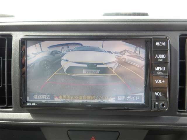 バックモニター装備！駐車時等に活躍♪　ガイドライン付きで、自信が無くても　O.K（＾＾）　一度体験すると、無くてはならないものですよ☆