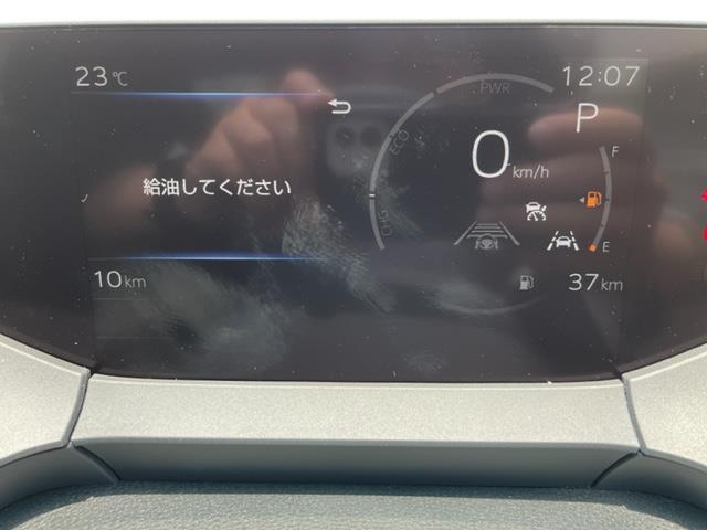 気になる車はすぐにお問い合わせください！画面右側の0066から始まる無料ダイヤルからお問い合わせ下さい！専門スタッフがお車のご質問にお答えいたします！