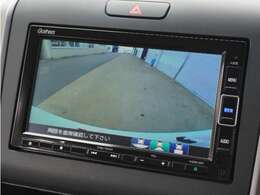 ◆バックカメラ◆リバースにするだけで映ります、後方の安全確認や、狭い駐車場での車庫入れ、雨の日や夜間など視界の悪い時に便利です！安全にバックする為には欠かせない装備です。