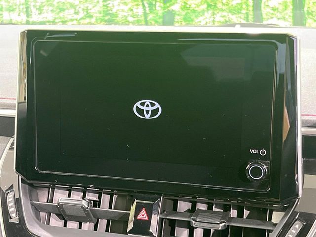 【8インチ　ディスプレイオーディオ】大画面のディスプレイはAppleCarPlayやAndroidAutoが利用可能。大きな画面でスマホナビアプリ等が利用いただけます♪