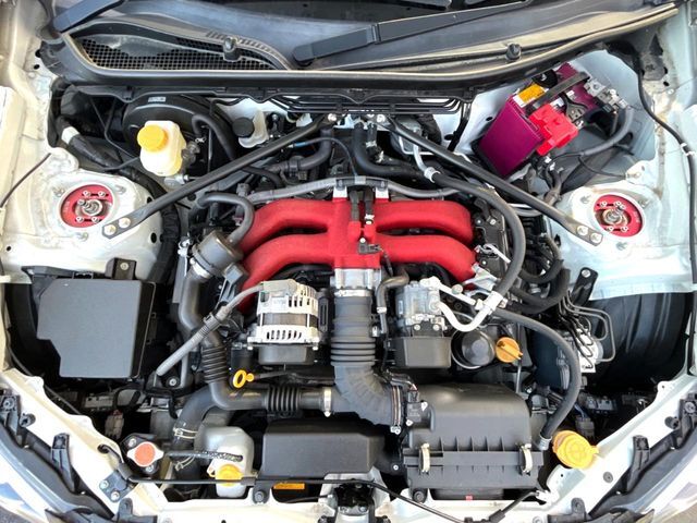 親切・丁寧な専門メカニックスタッフが応対！・車検・点検整備・事故等の修理などアフターサービスも安心。お車のカスタマイズもネクステージのサービススタッフまでご相談ください！