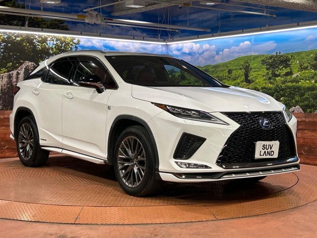 大好評のボディコーティング「弾スプラッシュコート」もご納車までに施工可能。通常のガラスコートと異なる、耐久年数6年の無機質ガラスコーティングが、ボディをキレイな状態に保ってくれます。