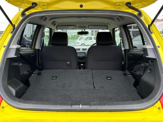 WECARS（ウィーカーズ）は全国250店舗展開！お客様が安心してカーライフをお楽しみいただけるよう社員一同心を込めてサポートいたします。