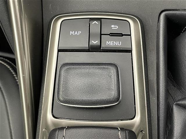 【運転席操作部】快適なドライブを楽しむための機能が装備されています！運転席から触れるので、使いやすいです！除菌プランいれていただくと、さらに清潔で安心していただけます！