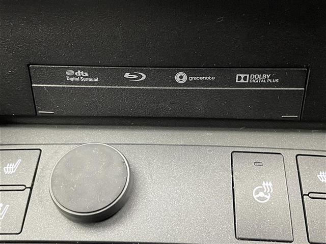 【運転席操作部】快適なドライブを楽しむための機能が装備されています！運転席から触れるので、使いやすいです！除菌プランいれていただくと、さらに清潔で安心していただけます！