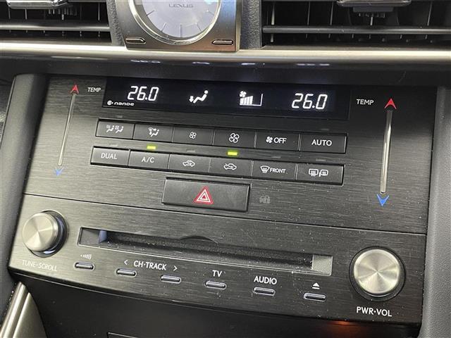 【運転席操作部】快適なドライブを楽しむための機能が装備されています！運転席から触れるので、使いやすいです！除菌プランいれていただくと、さらに清潔で安心していただけます！