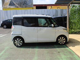 「当社のこだわり」全車8万キロ以内の良質車。走行距離はお車のバロメーターです。当社では8万キロ以上のお車は展示しておりません。なおかつ、メーター管理システムで不正メーターは1台もありません。