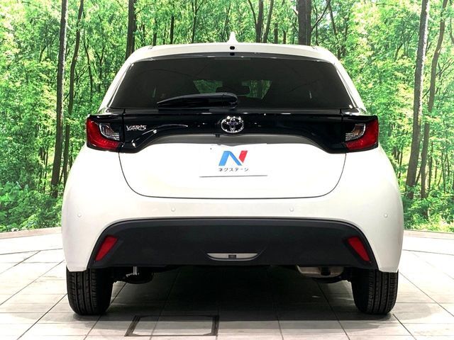 安心の最長10年・走行無制限保証（有償）をご用意。保証内容も充実はもちろん、無料点検＆オイル交換や、年中無休の全国・24時間ロードサービスも付帯されておりますのでご安心下さい。