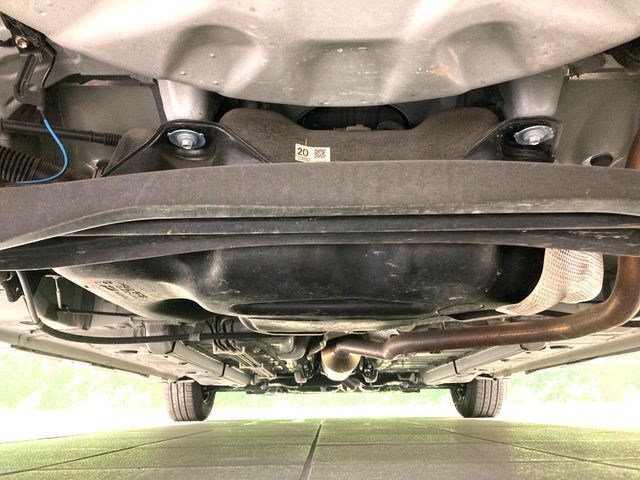 下回りがきれいなうちに、防錆加工の施工がオススメ。降雪地域はもちろん、沿岸部にお住いの方や、趣味でマリン・ウィンタースポーツをされる方に大変好評いただいております。