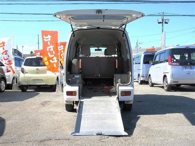 ご成約特典：納車時オイル交換無料サービス実施中！！