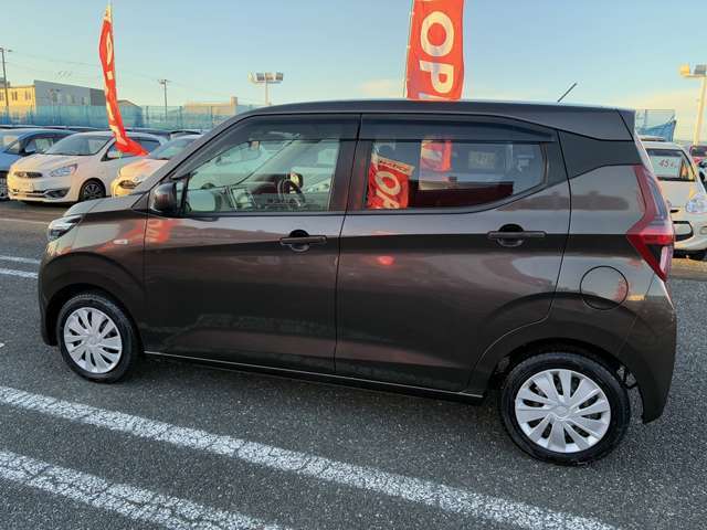 ☆チャンスの魅力9☆　なんと！！カーライフサポート保証にご加入頂くと、エンジンオイル交換10回分の無料チケット付いてます！！お客様から大変好評頂いています！！※オイルエレメントは別途有料