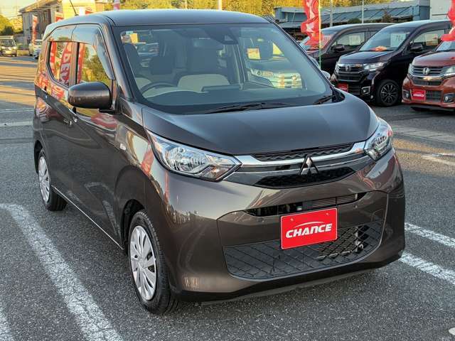 ☆チャンスの魅力4☆　お客様のカーライフをトータルサポート！！多くのお客様に、ご購入後も永いお付き合いを、させて頂いています！任意保険や車検は勿論、日常のオイル交換など、お任せ頂いています！！