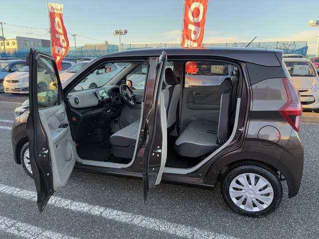 他店舗在庫をお取り寄せさせて頂けます。全店在庫の中からお客様に、一番合うお車をご提案します！他店舗の在庫もお気軽にお問合せ下さい。当店舗でご購入できます。