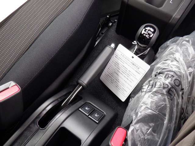 左右シートヒーター付き