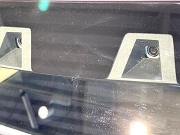 【スズキ　セーフティサポート】走行中に前方の車両等を認識し、衝突しそうな時は警報とブレーキで衝突回避と被害軽減をアシスト。より安全にドライブをお楽しみいただけます。