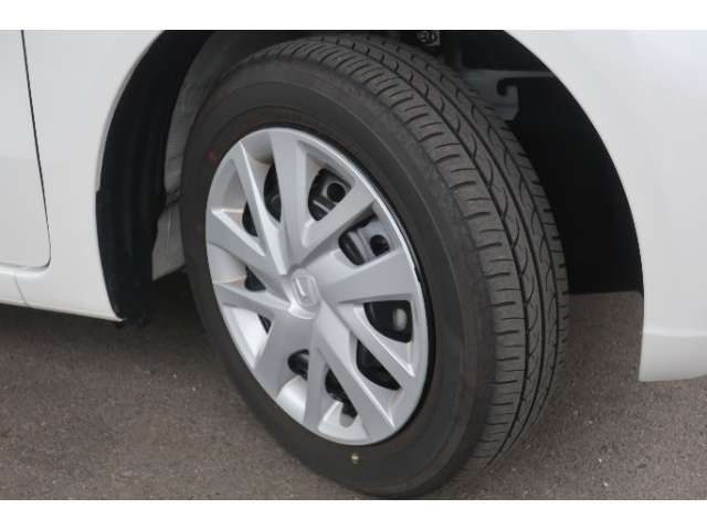 ホンダ純正のホイールキャップが装備されています。