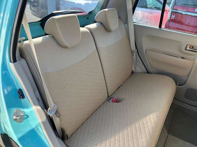 この度は、当店の展示車をご覧頂き、誠にありがとうございます。お電話や、ご来店の際には【カーセンサーを見た】とお伝えしていただけると幸いです。