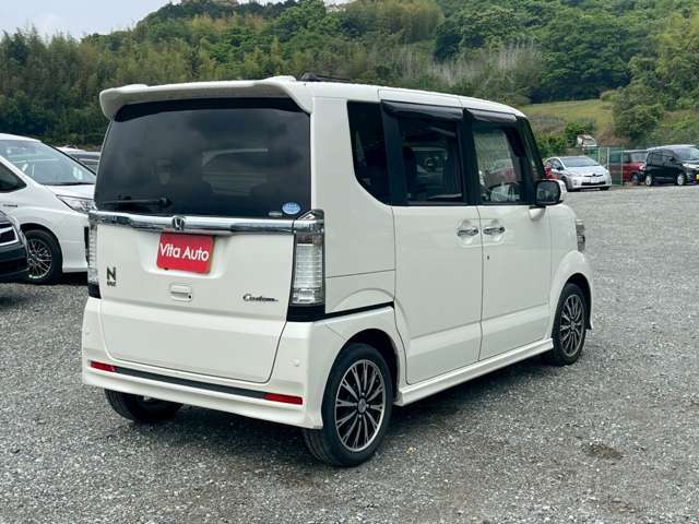 ★画像や動画を見ただけでお車の検討を進める事に抵抗がある方でも気軽に利用できるオンライン商談ならお車の検討はもちろん営業担当や店舗の様子も生中継でご覧いただけますので安心してお車をご検討頂けます。