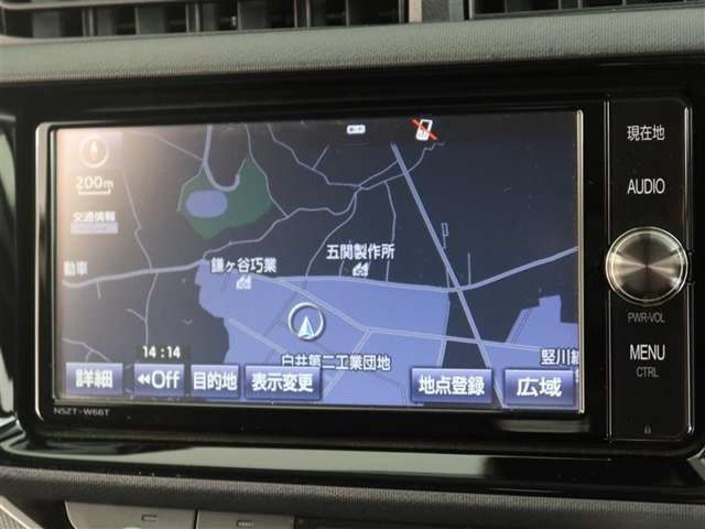 ナビゲーション付き。タッチパネル式で使いやすく、お出かけもラクラクです。