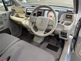 【インパネ全体】『インパネ全体』の画像になります。写真の内容に関してご不明点、ご質問等がございましたらお気軽にガリバー店舗までお問い合わせください。