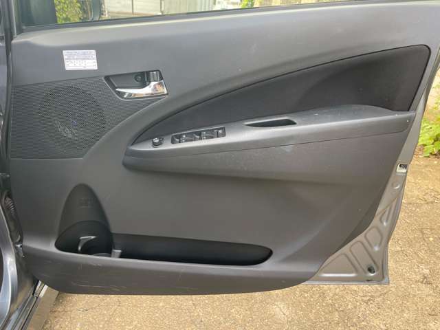 納車等で不在の場合もございますのでご来店前にはご連絡下さい