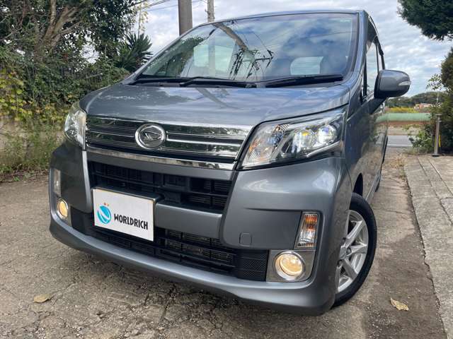 明るい純正LEDヘッドライト♪フォグランプもついています