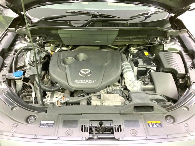 親切・丁寧な専門メカニックスタッフが応対！・車検・点検整備・事故等の修理などアフターサービスも安心。お車のカスタマイズもネクステージのサービススタッフまでご相談ください！