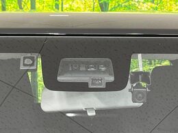 【スズキ　セーフティサポート】走行中に前方の車両等を認識し、衝突しそうな時は警報とブレーキで衝突回避と被害軽減をアシスト。より安全にドライブをお楽しみいただけます。