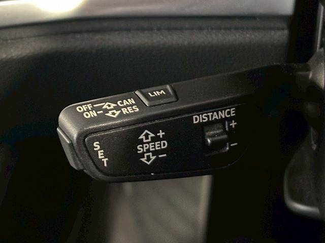 快適な高速クルージングを可能にする「アダプティブクルーズコントロール」装備しております！