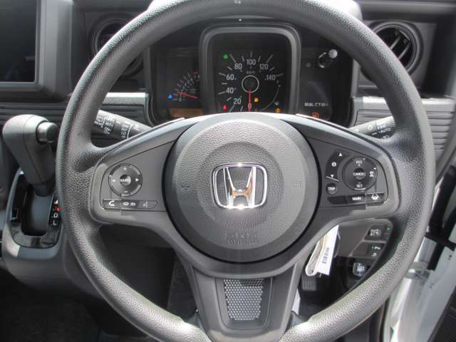 HondaSENSING！追従機能やレーンキープ手元のボタンで操作します！
