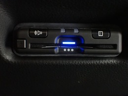 デザインスッキリのビルトイン『ETC』！高速道路の特典はもちろん、キャッシュレスなので料金所では徐行するだけで通過可能です！