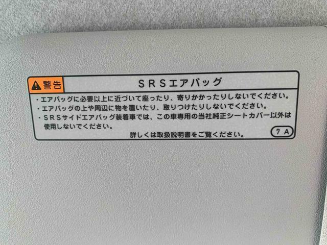 見た目が大事！な外装はぴかっとキレイに磨いており、経年のくすみもよみがえっております。ヘッドライトやドア周辺を磨く際にはマスキングテープを使用して保護しながら丁寧に作業をしております。