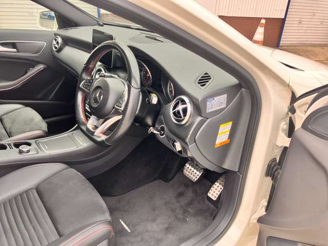 パワーシート！シートヒーター付き！まずはお電話を！072-925-8600