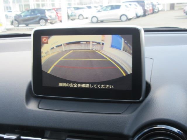バックガイドモニターで、後方を確認しながら安心して駐車することができます。運転初心者も熟練者も必須の機能ですよ！