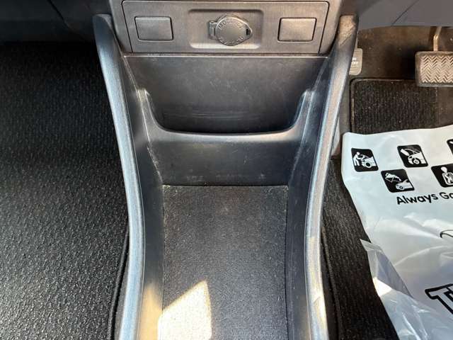 車しっかり見ていただけます展示場にて皆様をお待ちしております！！実車を見て色々とわかる事もございます！！