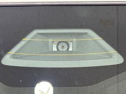 【スズキ　セーフティサポート】走行中に前方の車両等を認識し、衝突しそうな時は警報とブレーキで衝突回避と被害軽減をアシスト。より安全にドライブをお楽しみいただけます。