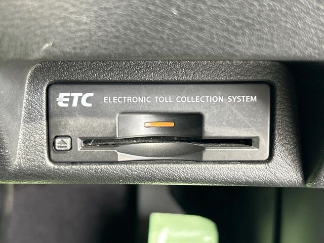 【ETC】高速道路の料金所をストレスなく通過！話題のスポットやサービスエリアに多い「スマートIC」利用時は必須のアイテムです。当店でセットアップを実施、ご納車当日からすぐにご利用いただけます！