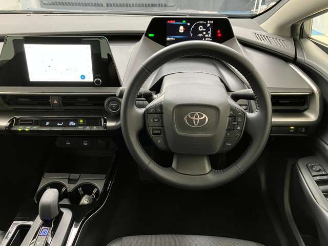 YouTubeにお車の紹介動画を掲載しております。画像ではわかりにくい細かなところまでご紹介♪ご視聴用URLはお問い合わせください。