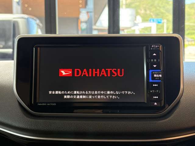 純正ナビ・フルセグTV・CD録音・DVD-V・ブルートゥースオーディオ！