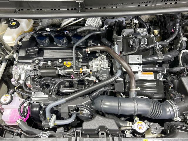 親切・丁寧な専門メカニックスタッフが応対！・車検・点検整備・事故等の修理などアフターサービスも安心。お車のカスタマイズもネクステージのサービススタッフまでご相談ください！