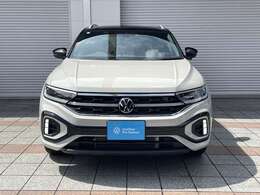 人気の高まりつつあるアスコットグレーのボディカラー。