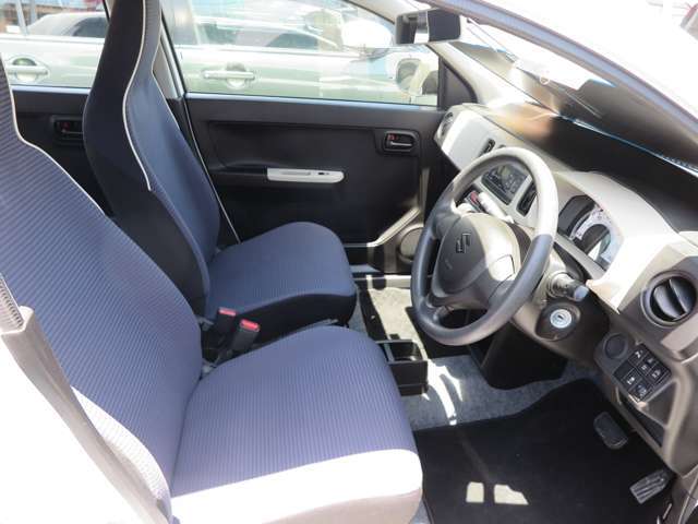総在庫数70台以上を展示しております♪欲しい車がきっと見つかる！！まずは一度ご来店下さい♪また、愛車の買い取りも行っております！車を買うのも売るのもKEIZUへ♪