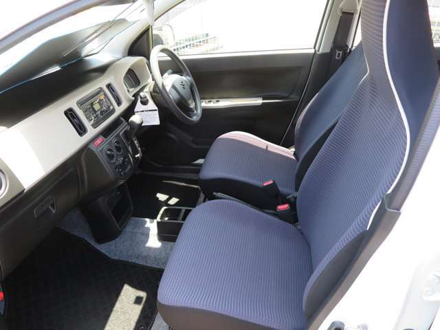 総在庫数70台以上を展示しております♪欲しい車がきっと見つかる！！まずは一度ご来店下さい♪また、愛車の買い取りも行っております！車を買うのも売るのもKEIZUへ♪