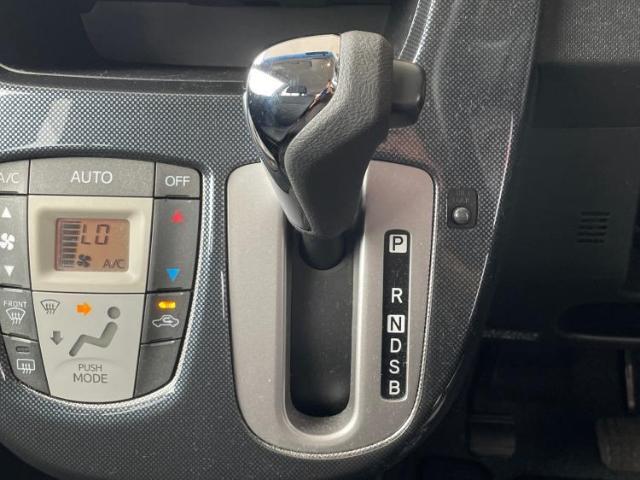 国産車から輸入車まで多様なお客様のニーズのお応えできるように、全国規模で豊富な在庫展開！車のことならWECARSへ！